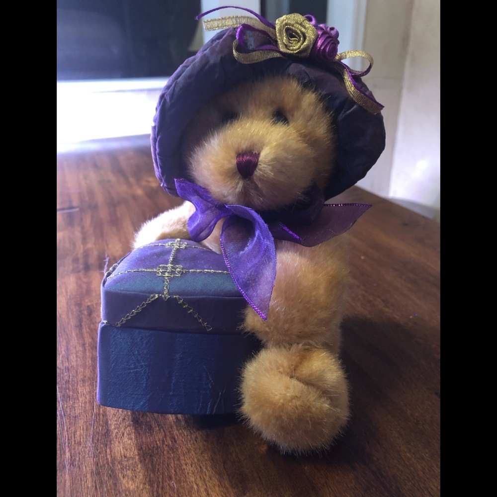 Dan Dee collectors choice stuffed bear